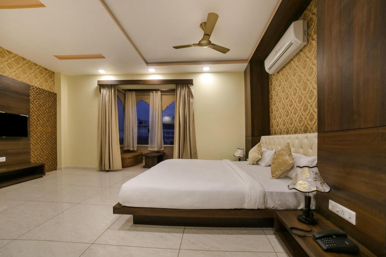 Hotel Golden Heritance Pushkar Bagian luar foto