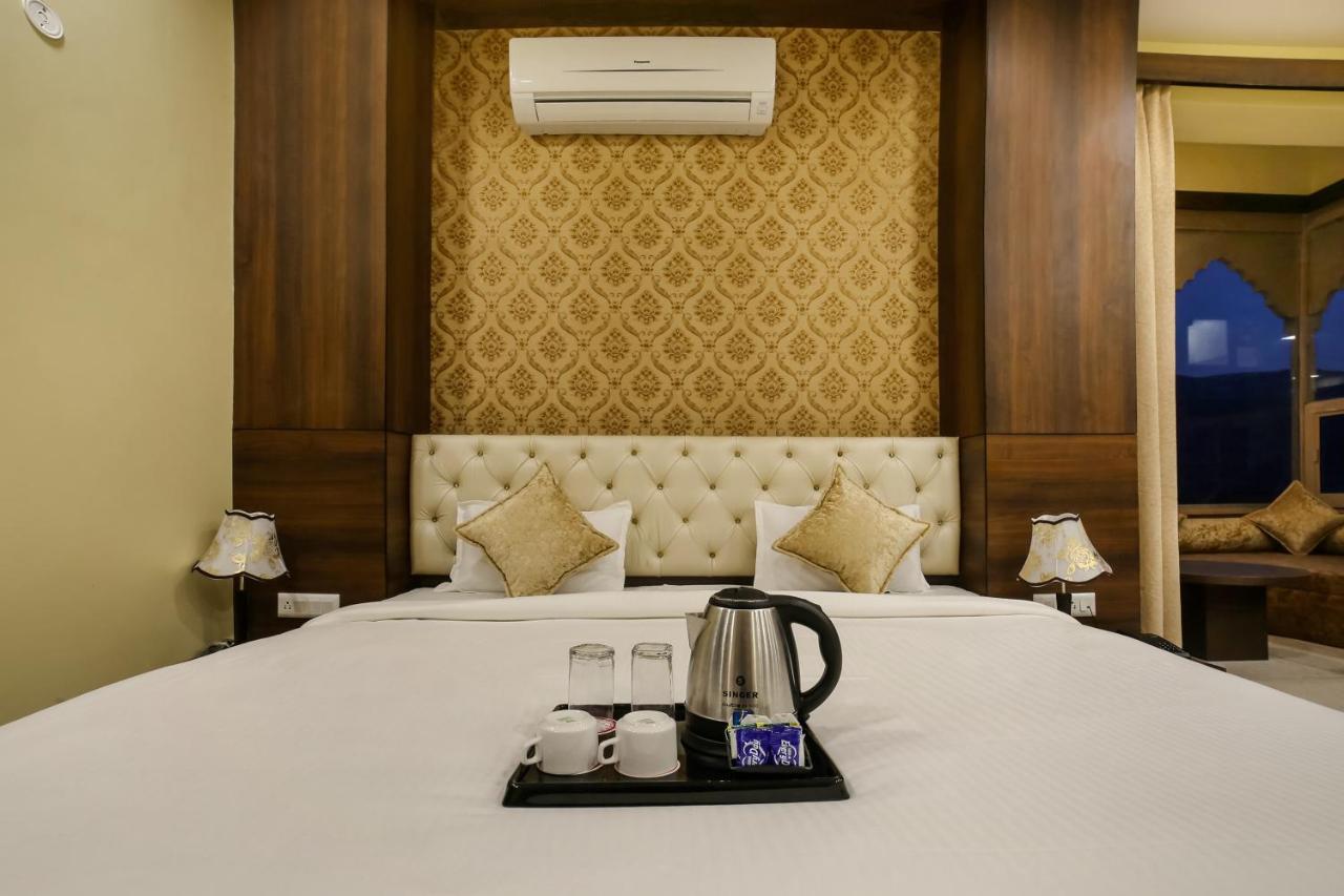 Hotel Golden Heritance Pushkar Bagian luar foto