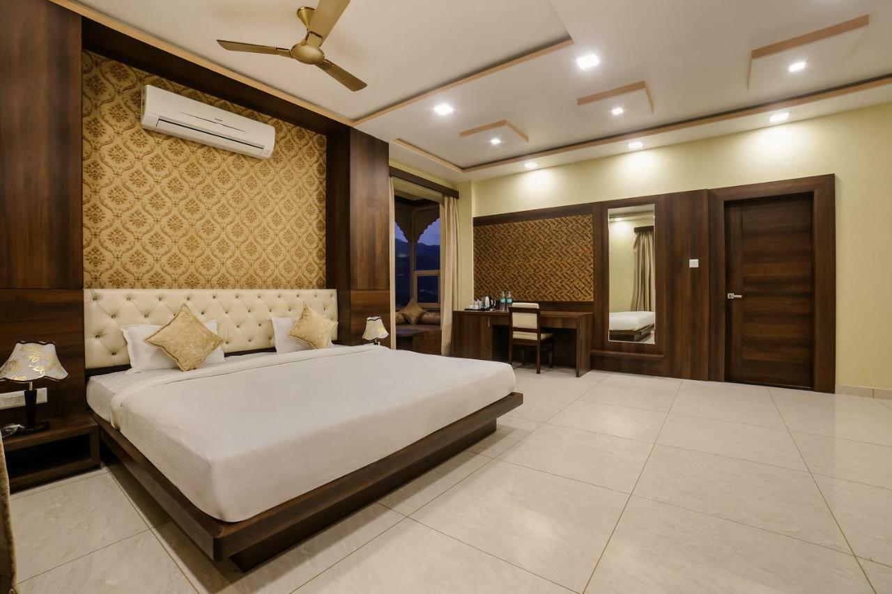 Hotel Golden Heritance Pushkar Bagian luar foto