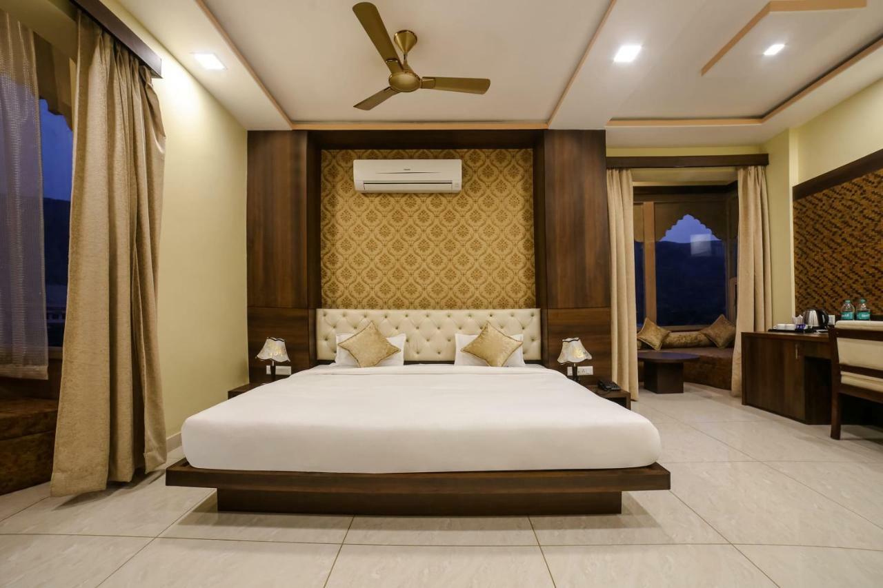 Hotel Golden Heritance Pushkar Bagian luar foto