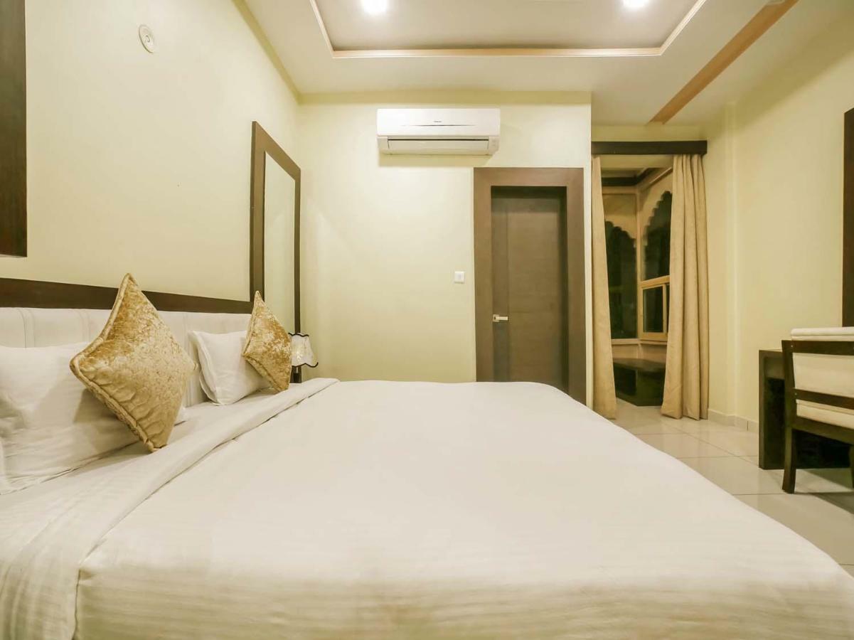 Hotel Golden Heritance Pushkar Bagian luar foto
